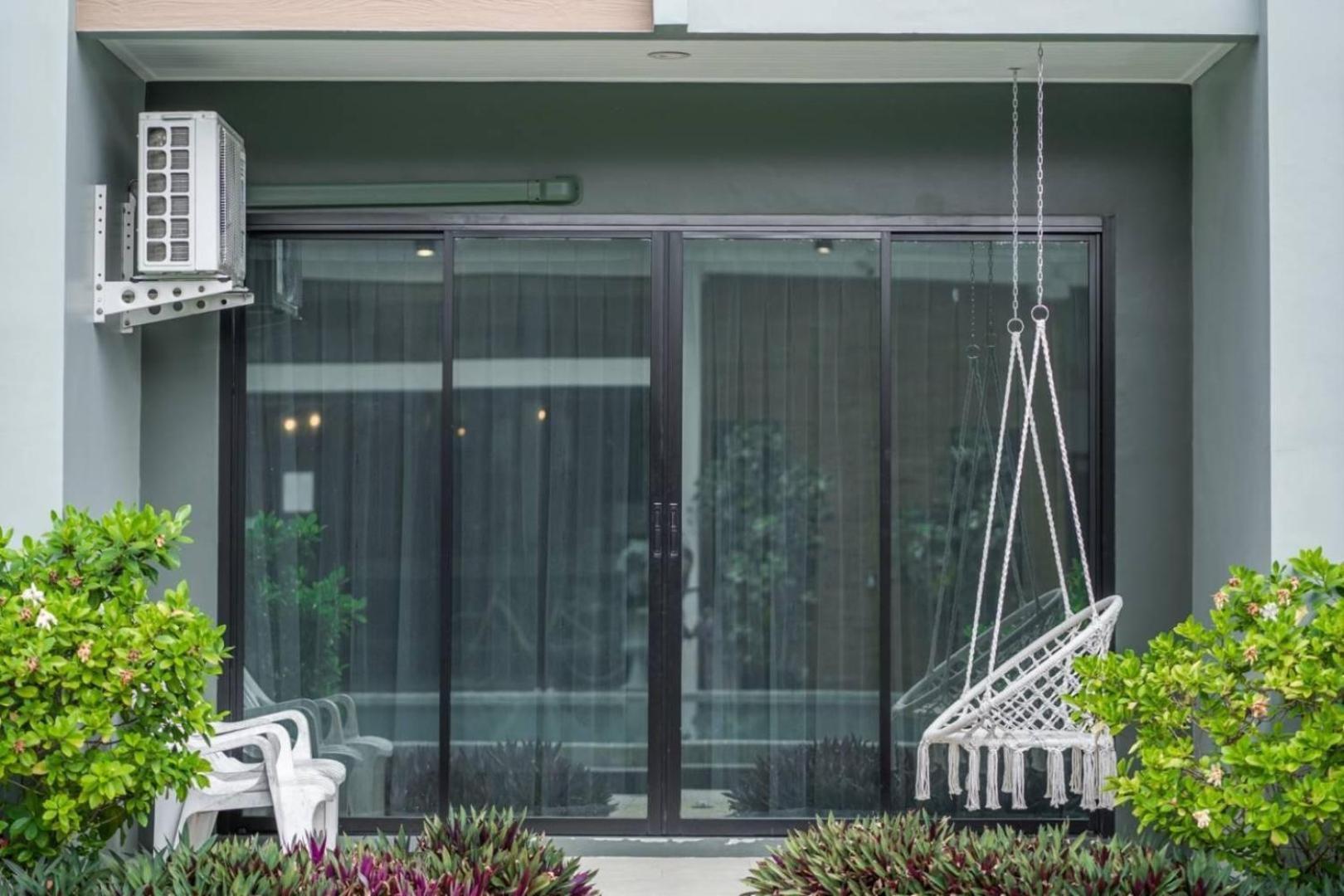 Phuket Airport Place Nai Yang Beach Exterior foto