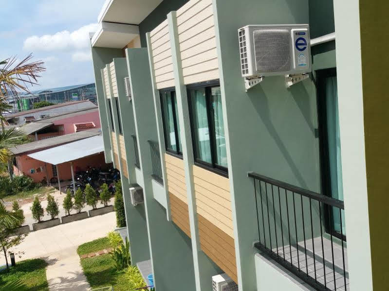 Phuket Airport Place Nai Yang Beach Exterior foto